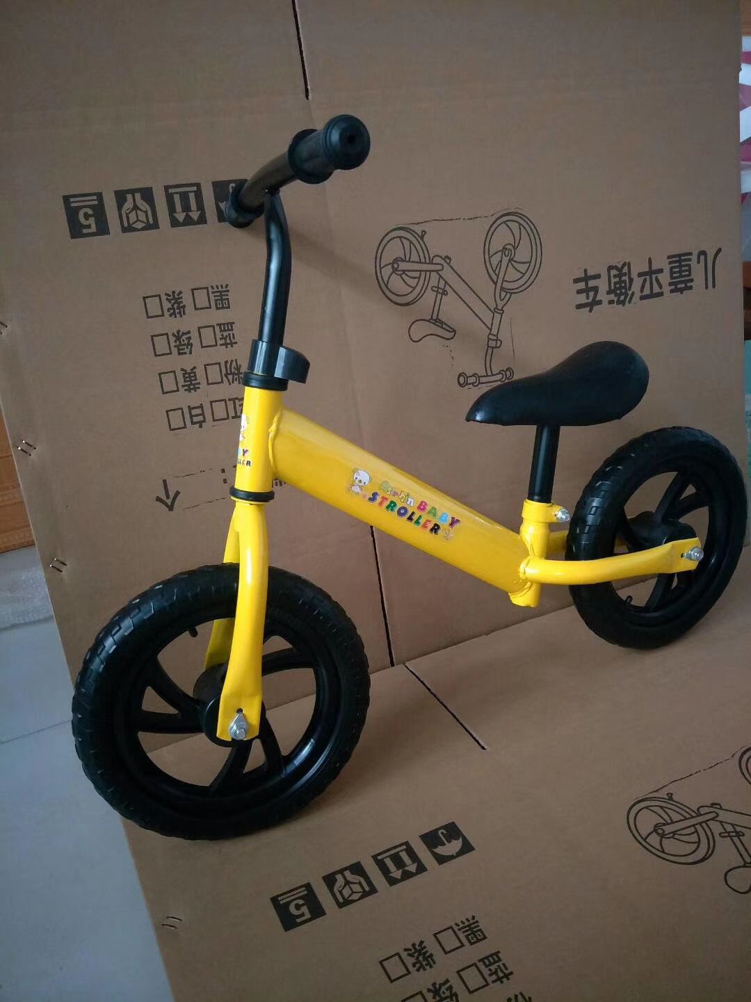 Factory wholesale of pedal-free two-wheel balance scooters, sliding bikes, children's 2-7 years old gifts, children's strollers, sliding bikes Specification drawing