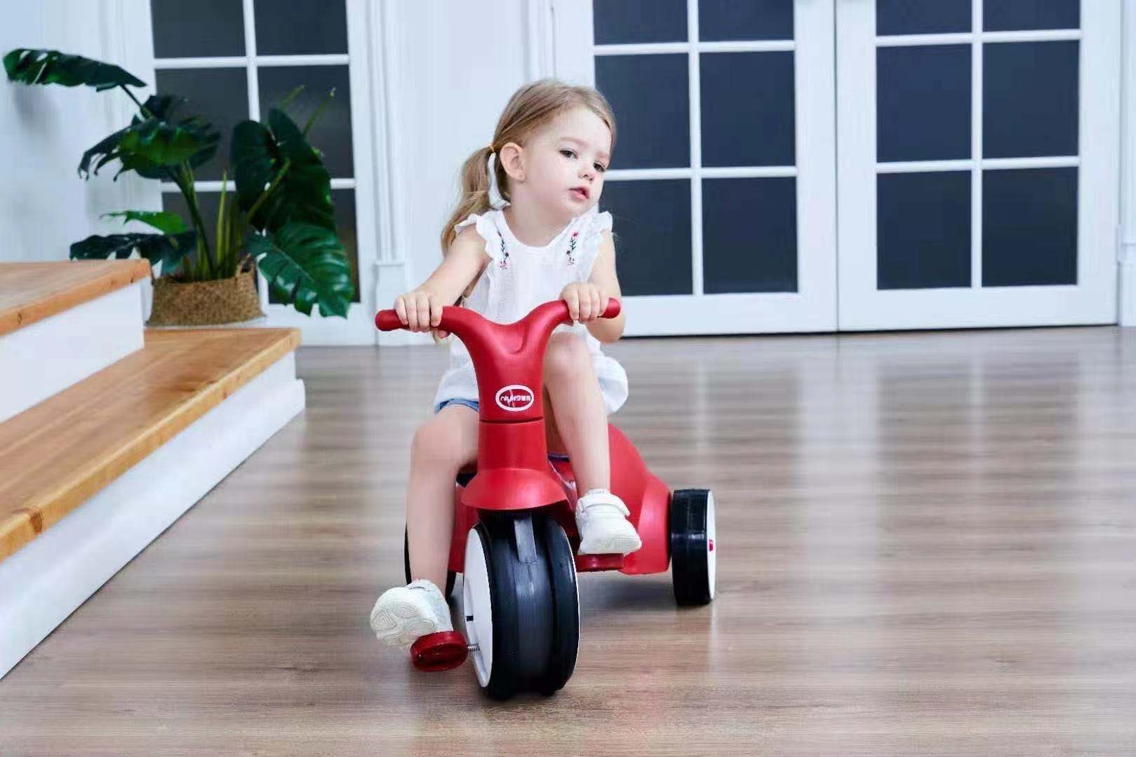 Factory direct sales of new children's roller coasters, tricycles, dual-purpose bicycles, and multi-functional tricycles for boys and girls Specification drawing