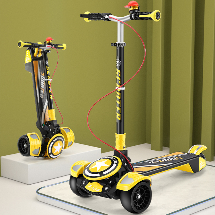 New large-sized children's scooters, big kids' scooters, three and four-wheel adult scooters, can be folded and sent one piece full figure