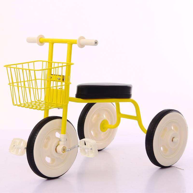 New gift: Japanese-style children's toys, tricycles, bicycles, and pedal strollers for 1-2-3 years old babies Application Scenario