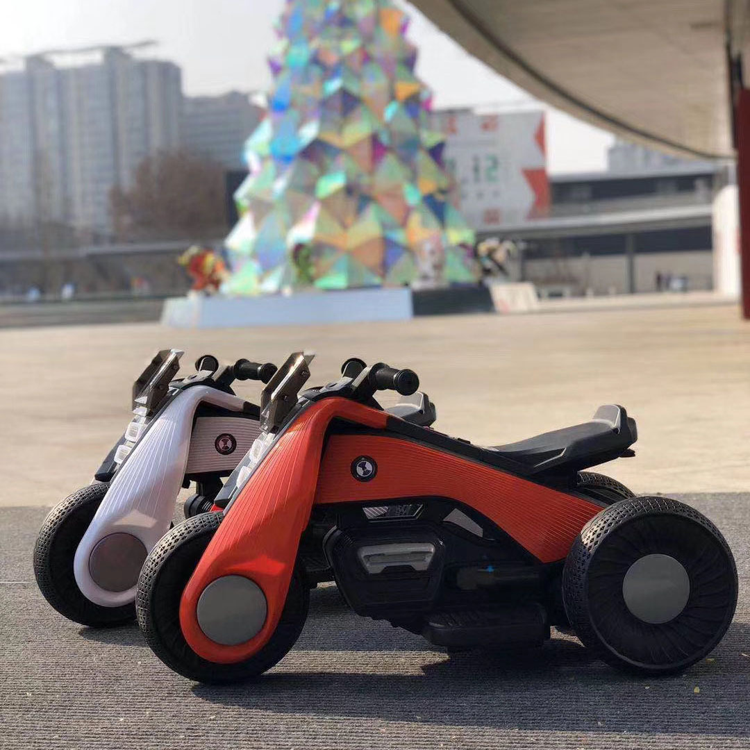Wholesale of new children's electric motorcycles, electric tricycles that can carry people, baby electric motorcycles, photo studio gift distribution full figure