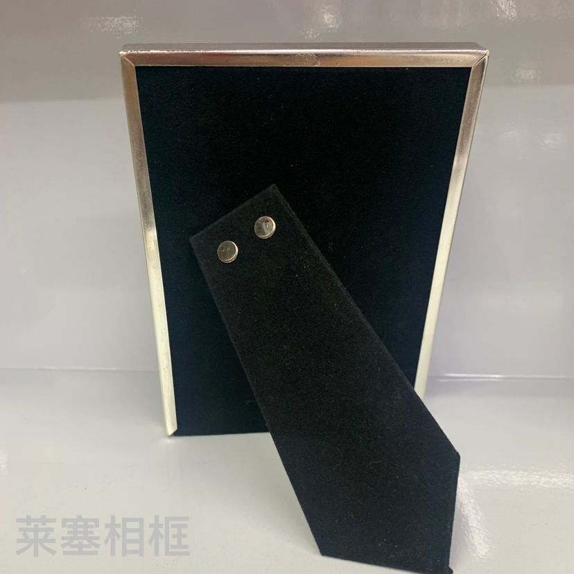 Silver frosted iron, electroplated silver glass, creative decorative items, photos, home decoration gifts, handicrafts, metal photo frames details Picture