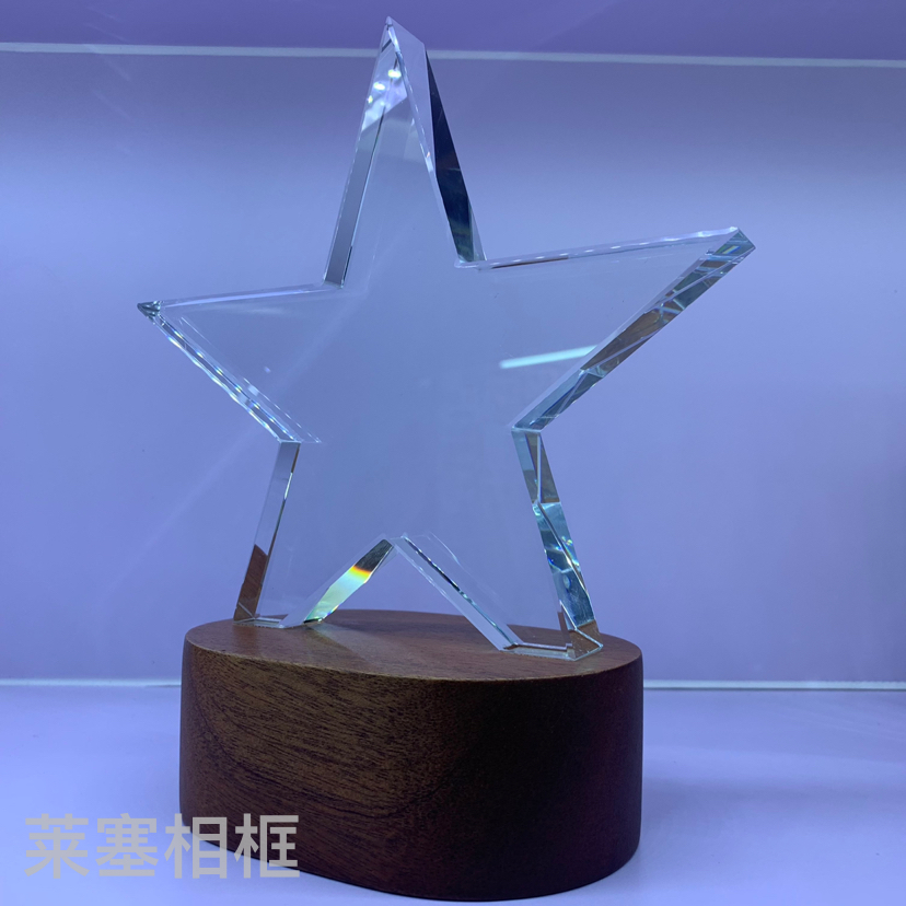 The beech wood crystal trophy customization creative portrait color printing activity competition champion medal and outstanding employee honor award ceremony details Picture