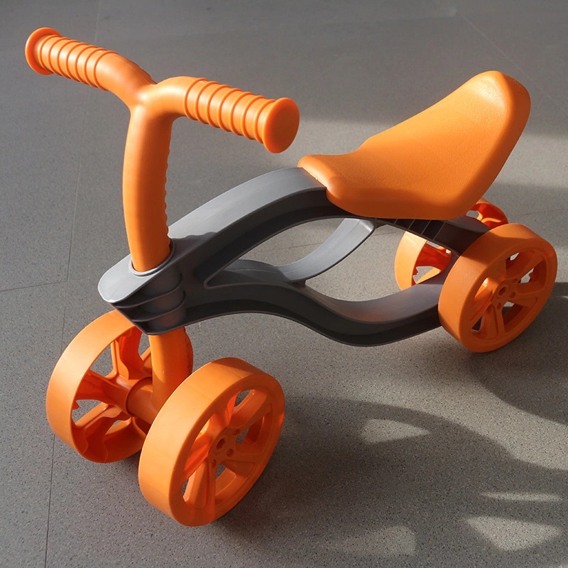 Children's balance scooters, four-wheel sliding vehicles, and pedal learning scooters for children aged 1-3, are popular cross-border wholesale products and hot-selling gifts full figure
