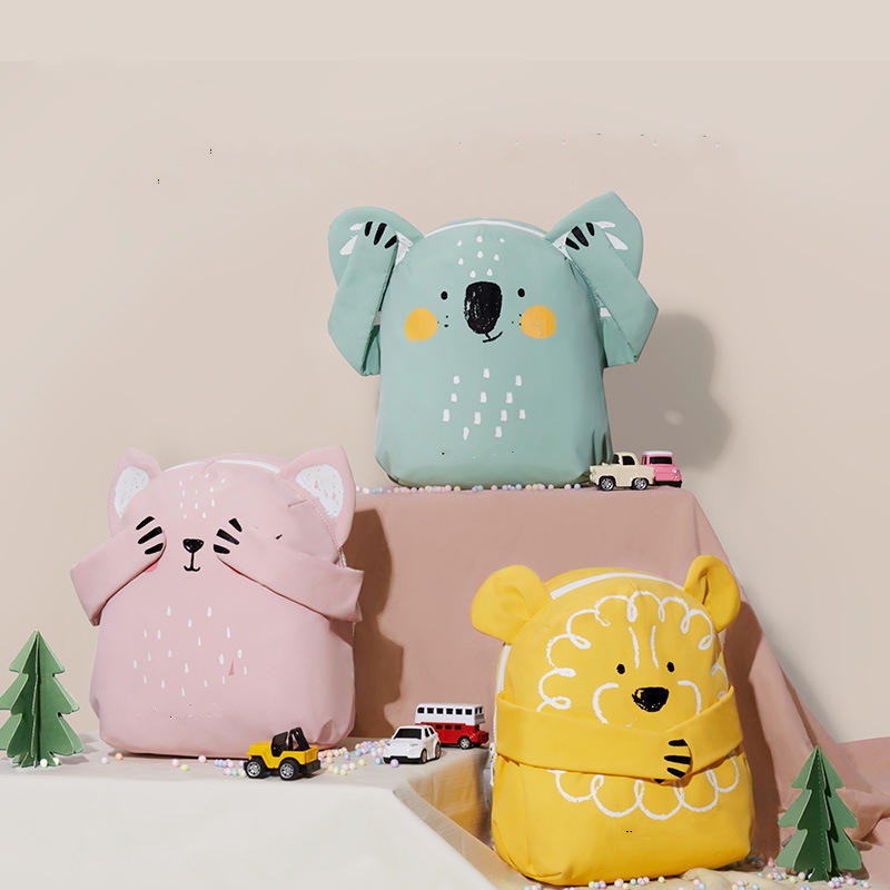Kindergarten schoolbags for boys and girls, early education gifts with logo printing, ultra-light cartoon water-resistant backpacks for children aged 2 to 6 full figure