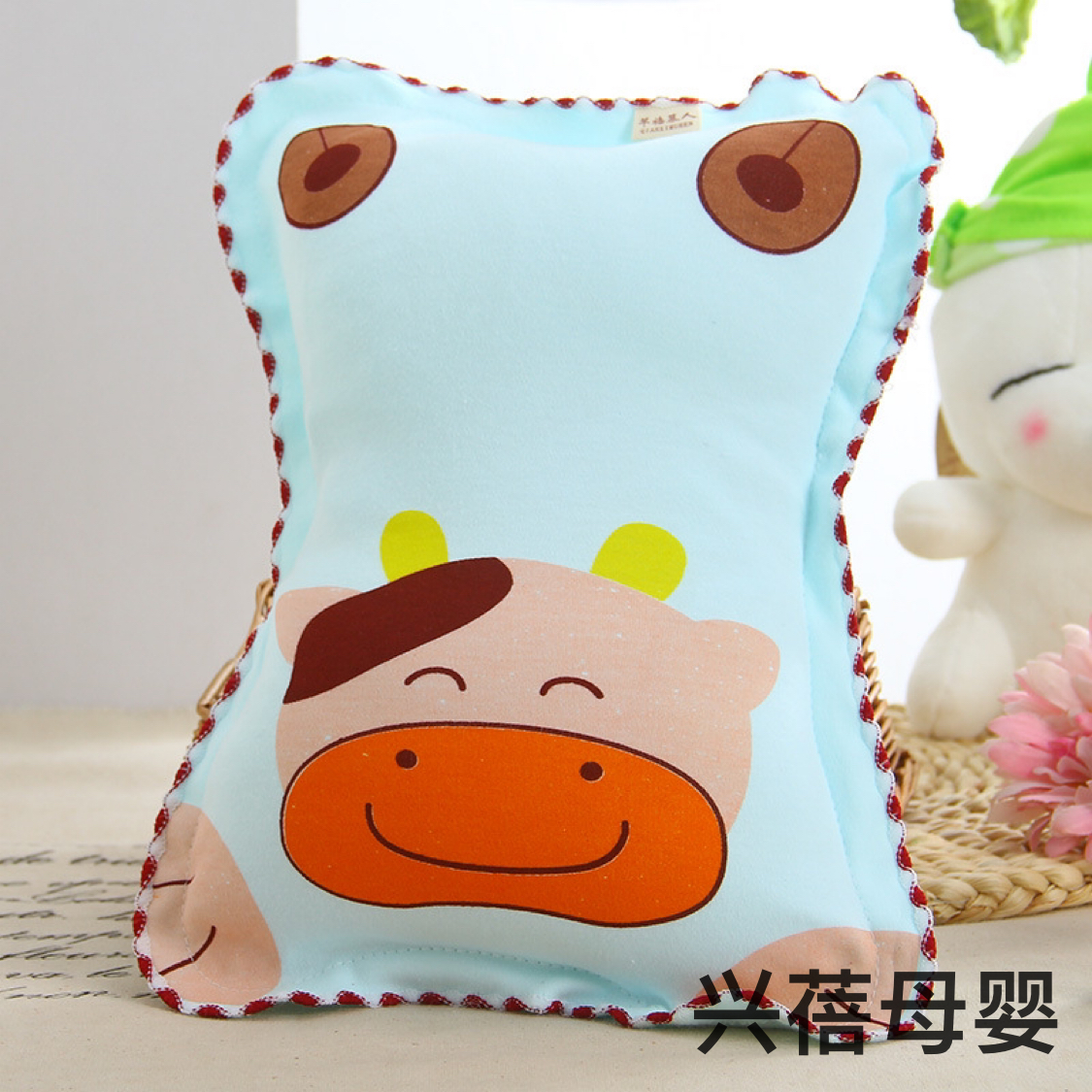 Newborn small pillow with embroidered edges to correct the baby's head tilting. Baby product pillow Specification image