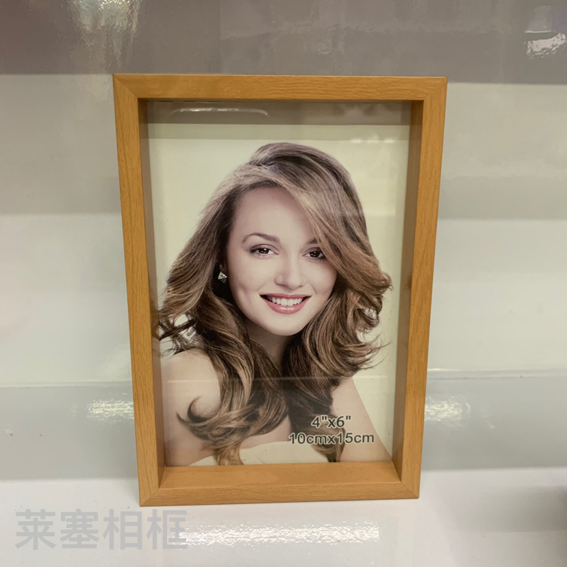 Gold-embossed PVC glass creative decorative items, photos, home decoration gifts, handicrafts, plastic photo frames Application Scenario