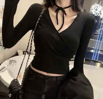 Autumn sexy cross-V-neck tight chest-revealing base layer, long-sleeved T-shirt, women's slimming short top, low chest, slimming Specification image
