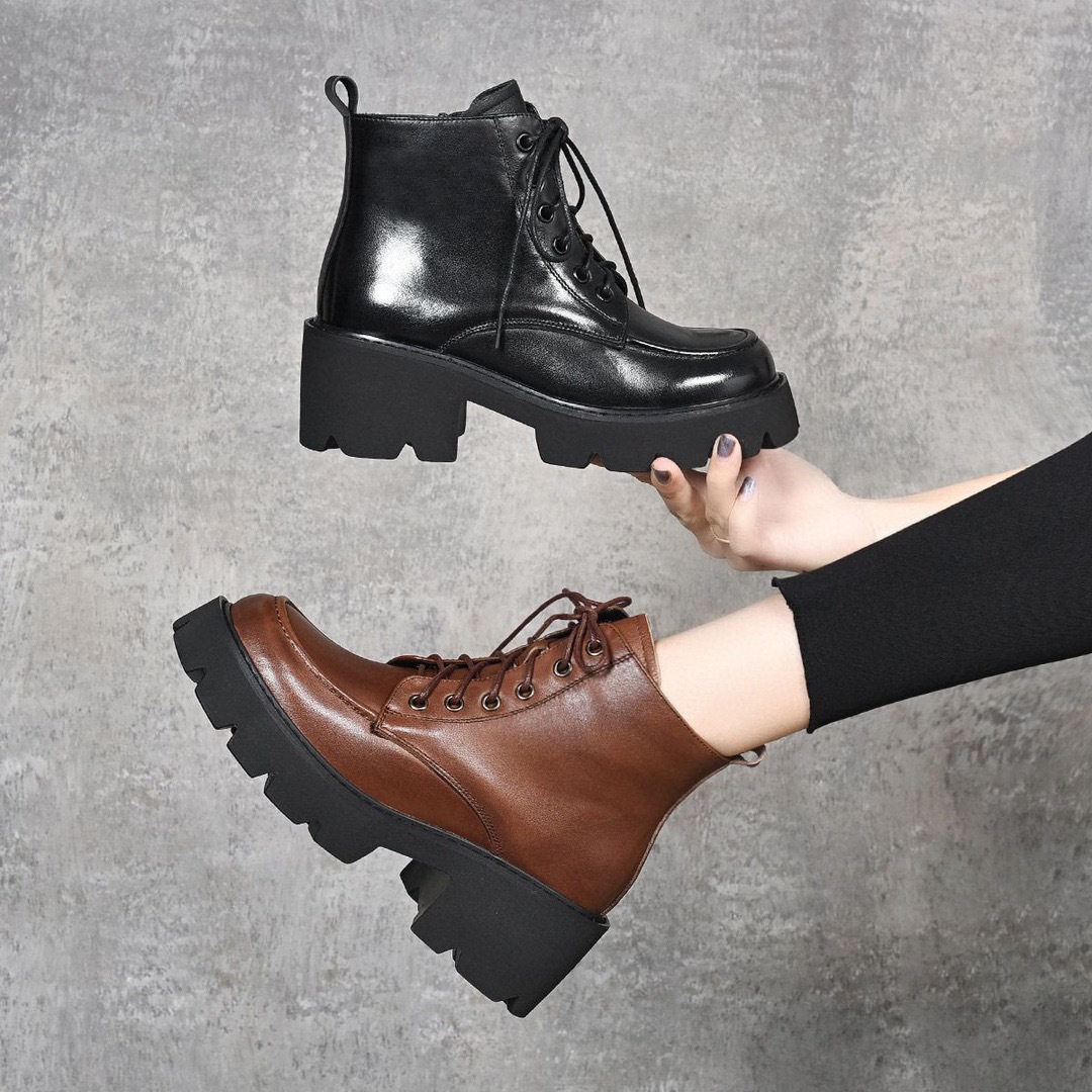 Women's boots autumn/winter 202 fashionable small ankle boots top layer cowhide original thick sole thick heel lace-up Martin boots