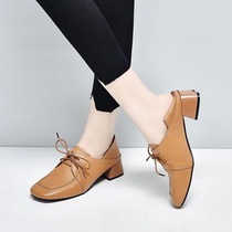 Women's shoes 202 autumn new flat leather shoes comfortable sheepskin English style lacing single shoes square first two wear single shoes