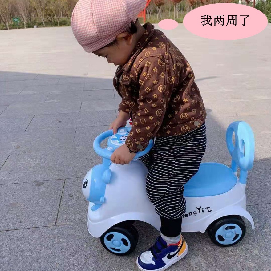 Wholesale of sturdy and good-looking baby scooters, yo-yos, four-wheel toy cars, lights and music for 10 months to 2 years old Application Scenario