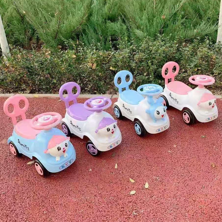 Wholesale of sturdy and good-looking baby scooters, yo-yos, four-wheel toy cars, lights and music for 10 months to 2 years old details Picture
