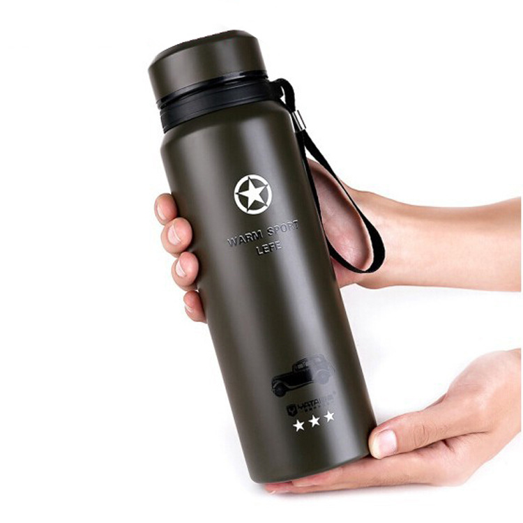 Thermos flasks, thermos cups, large-capacity men's and women's outdoor sports portable stainless steel water cups, car household cups Application Scenario