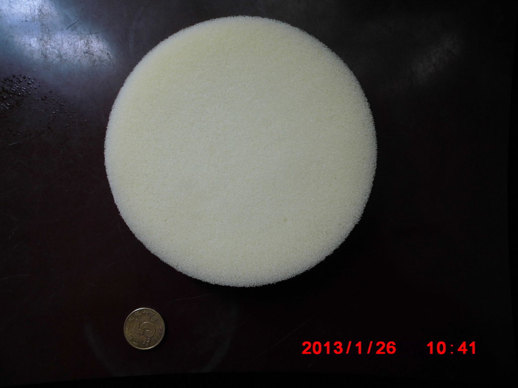 We supply sponge rings, circular sponges, cylindrical sponges, white sponges and black sponges full figure