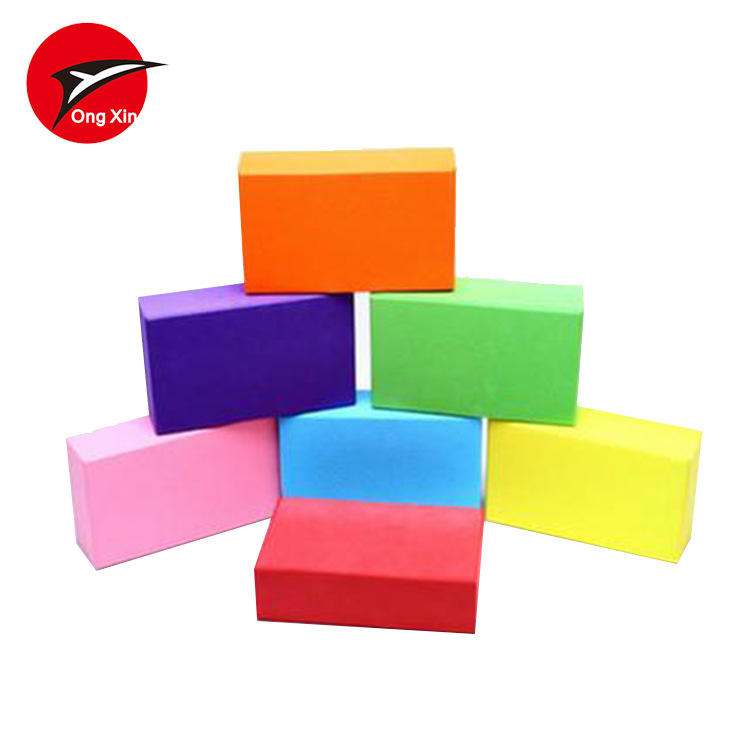 Produce colored wood pulp cotton strips, water storage strips, car cleaning, dish washing and sea cleaning details Picture