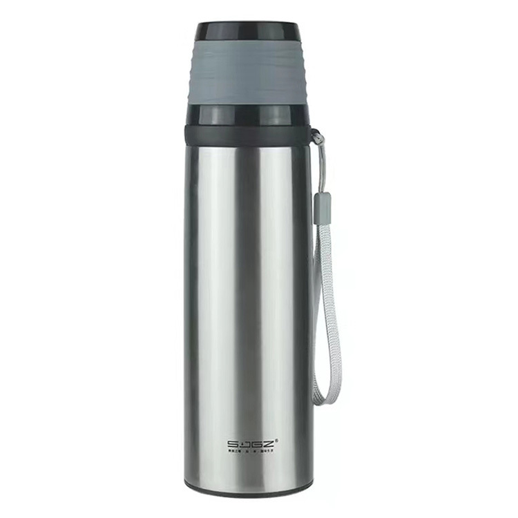 Customized new 304 stainless steel bullet-shaped insulated cup portable outdoor vacuum sports water cup Application Scenario