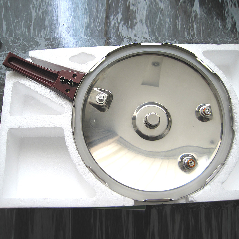 Stainless steel bulging pressure cooker 18-28cm, non-magnetic large capacity 1600-ton base pot Application Scenario
