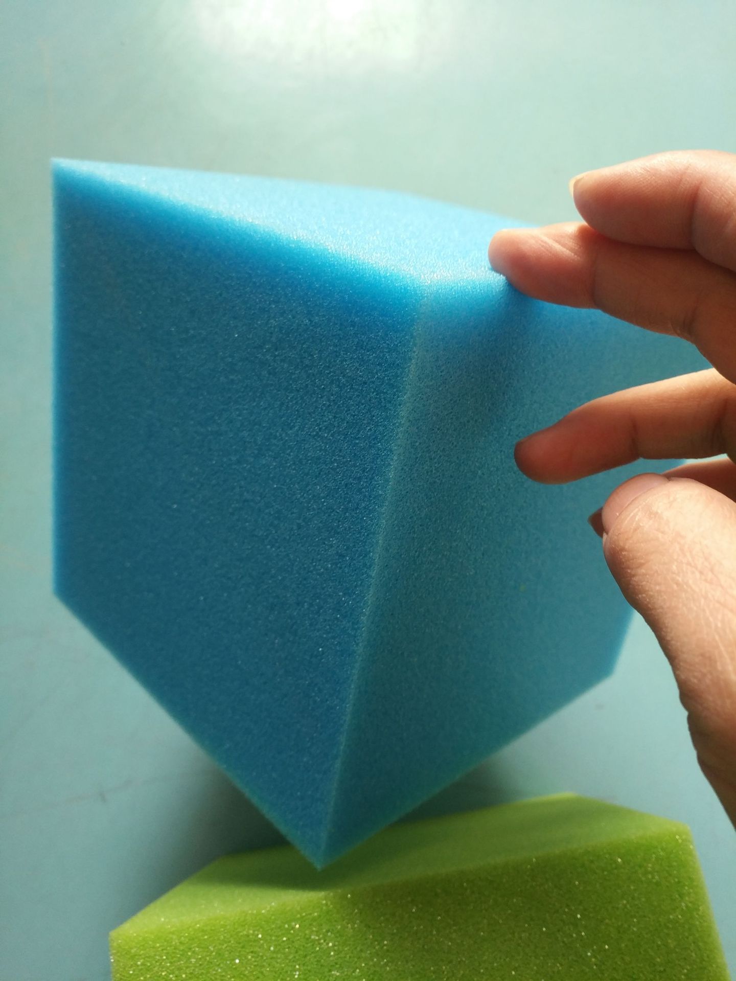 We supply trampolines, colored sponge blocks, rock climbing protection pools, children's playground sponge pools, jumping platforms, and flame-retardant sponge blocks Specification drawing