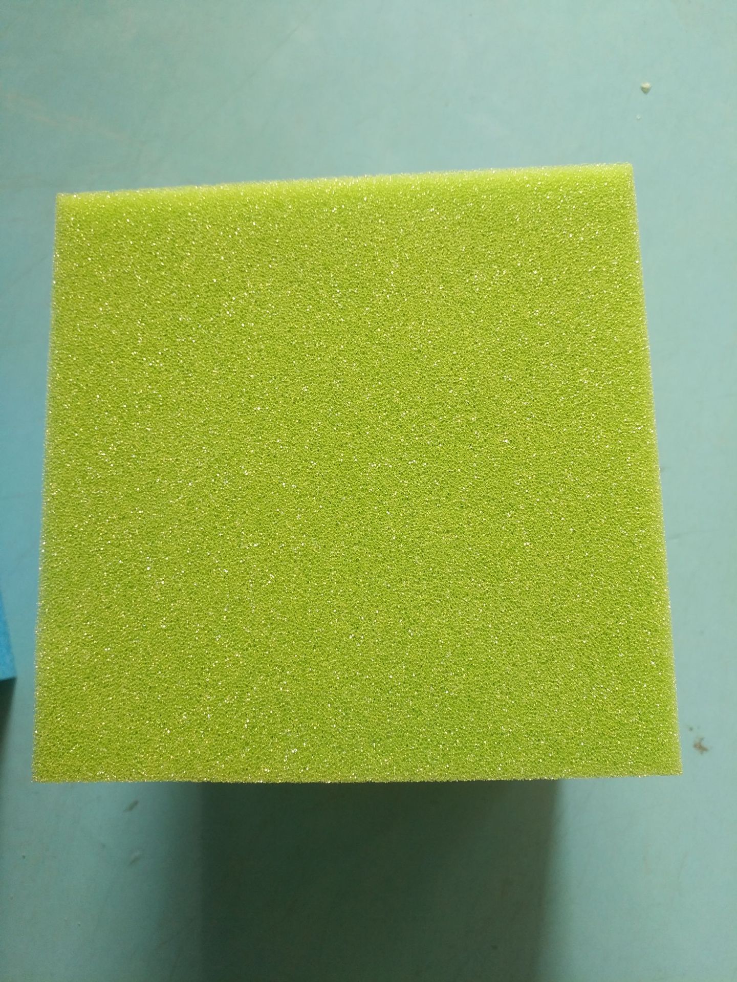 We supply trampolines, colored sponge blocks, rock climbing protection pools, children's playground sponge pools, jumping platforms, and flame-retardant sponge blocks details Picture