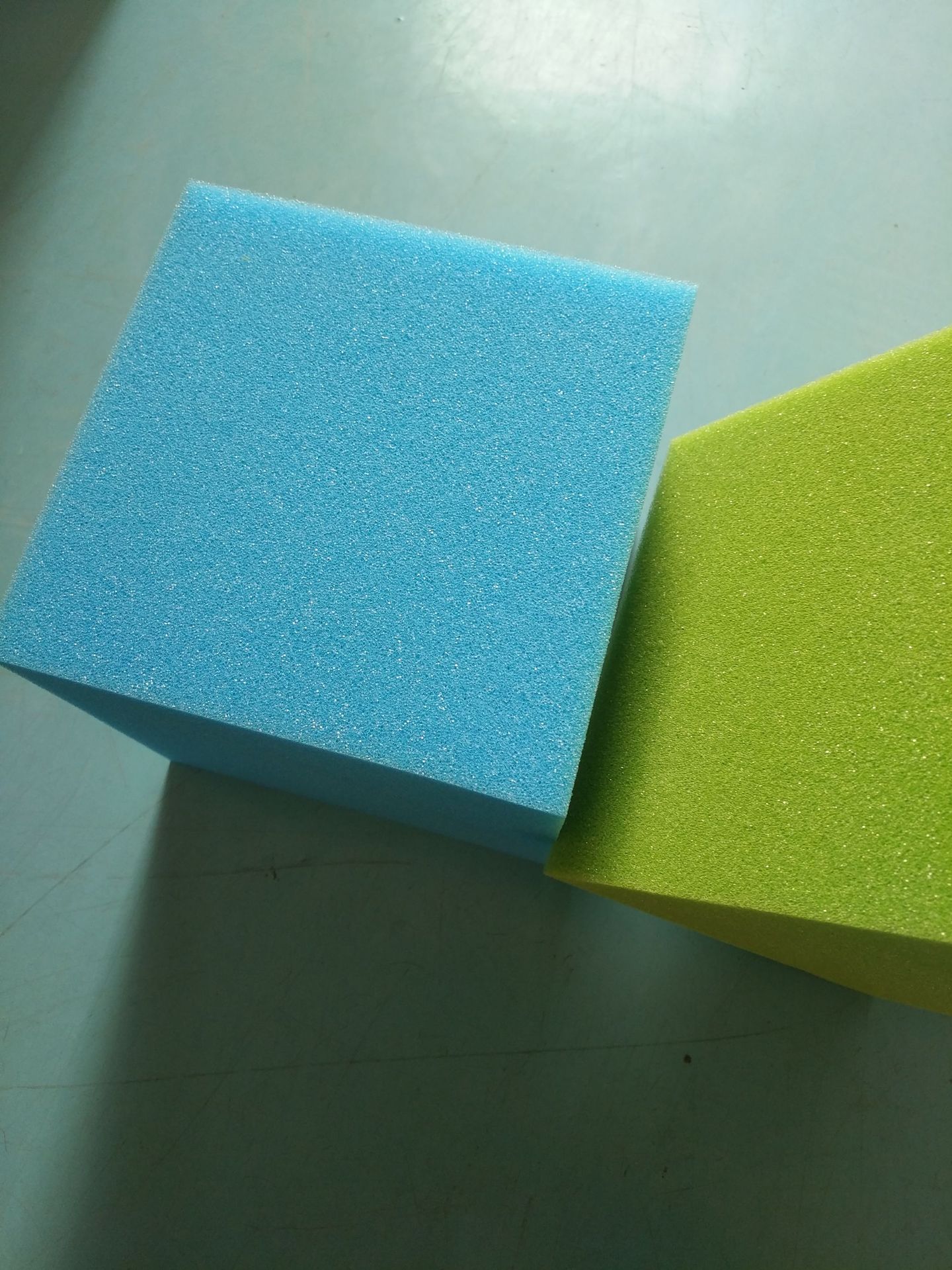 We supply trampolines, colored sponge blocks, rock climbing protection pools, children's playground sponge pools, jumping platforms, and flame-retardant sponge blocks Application Scenario