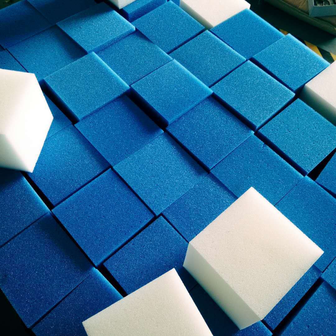 The original manufacturer supplies trampoline sponge blocks, colored sponge blocks, rock climbing protective pools, amusement park sponge pools and trampoline sponges Item Picture