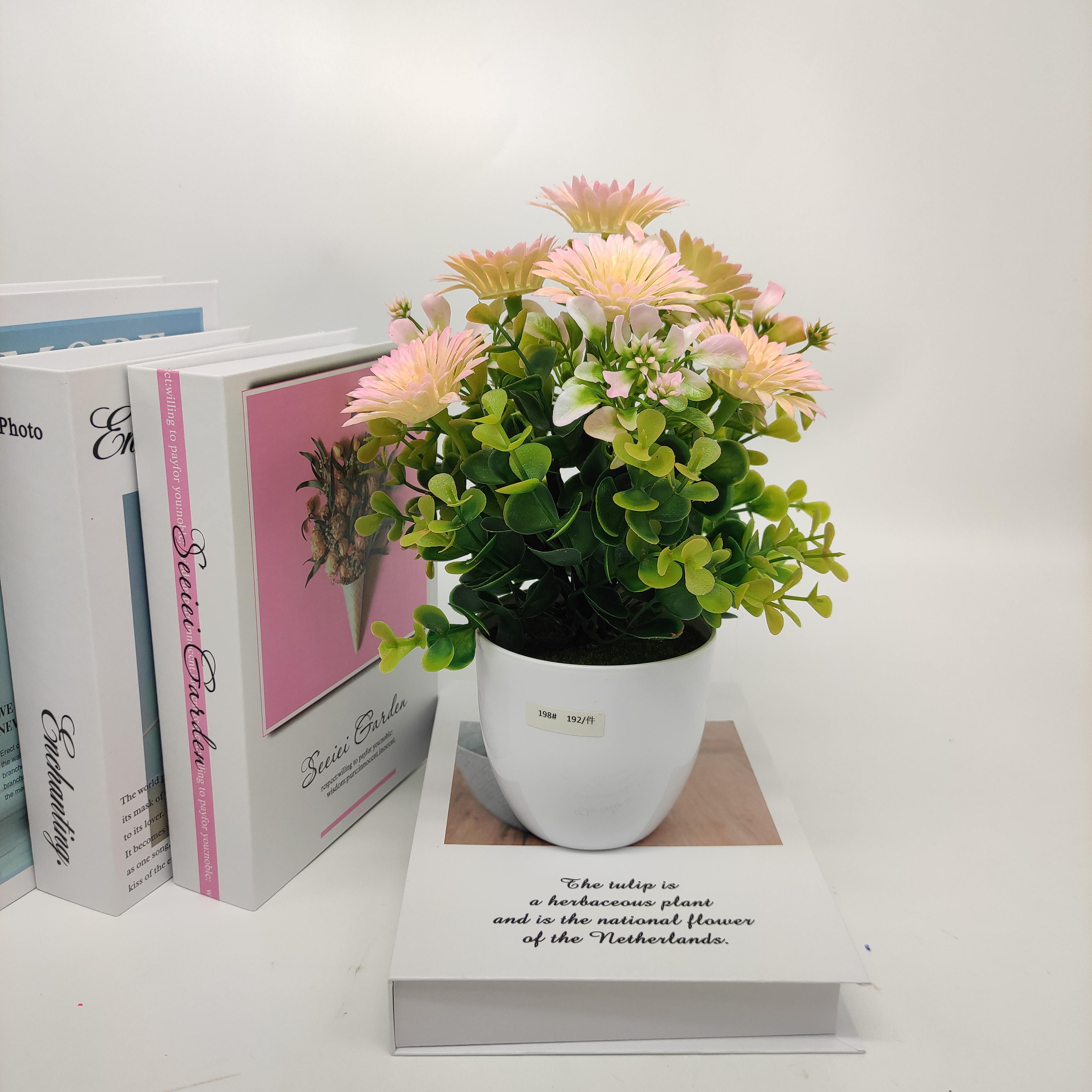 Mini artificial bonsai flowers, small potted plants, factory direct sales of artificial flower plants