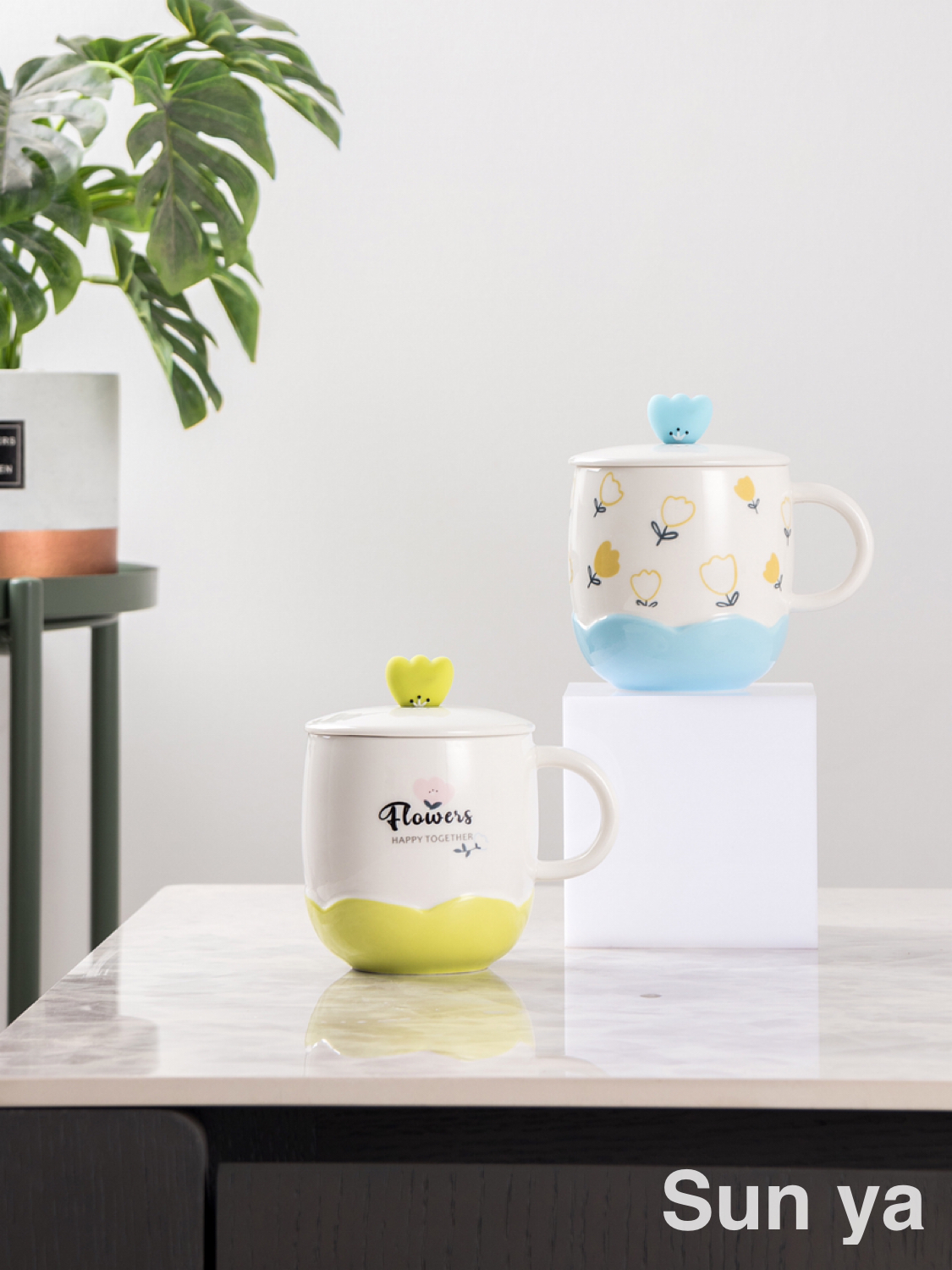 Hot selling small fresh ceramic cup with lid and spoon coffee cup flower water cup thumbnail