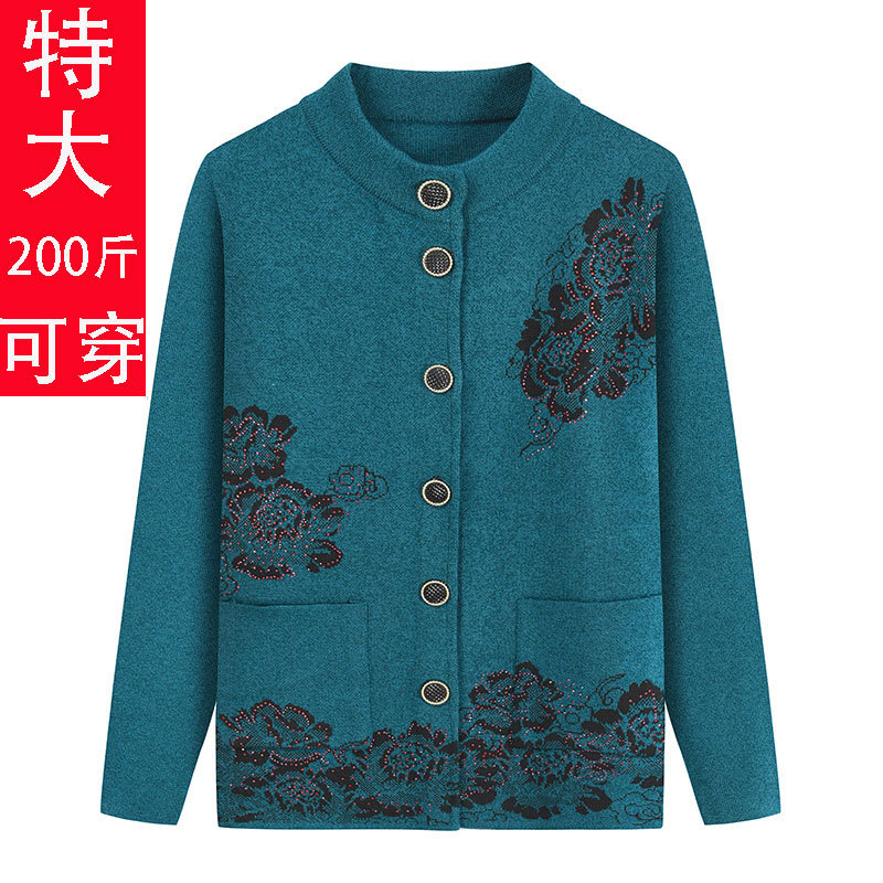 Extra-large sweaters for middle-aged and elderly people, cardigan jackets for fat moms, large-sized knitted sweaters for overweight ladies, and women Application Scenario
