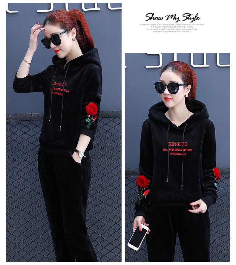 A two-piece set of casual and warm Korean-style sweatshirt with velvet rose embroidery for women in autumn and winter 2020 Application Scenario