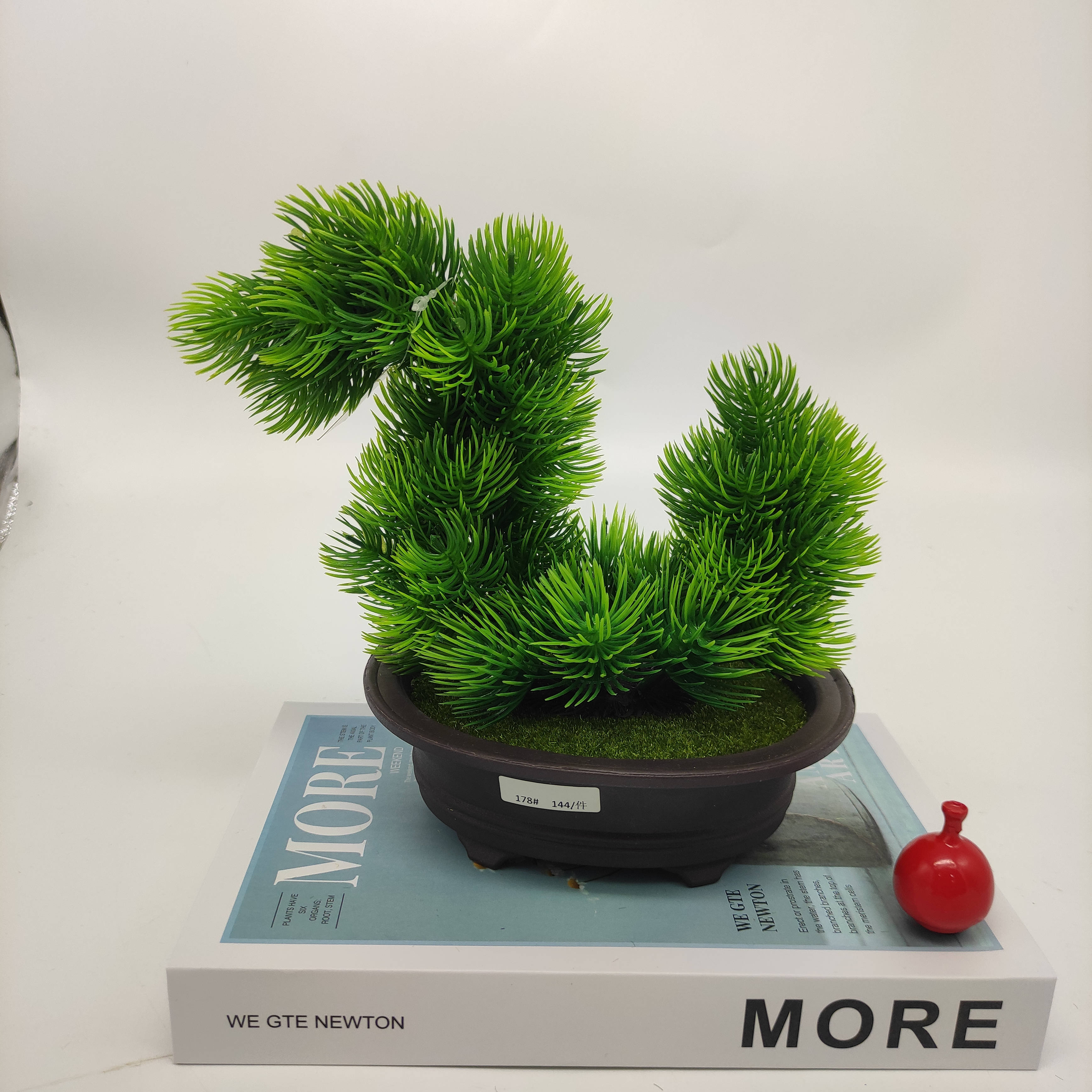 Mini artificial bonsai flowers, small potted plants, factory direct sales of artificial flower plants Application Scenario