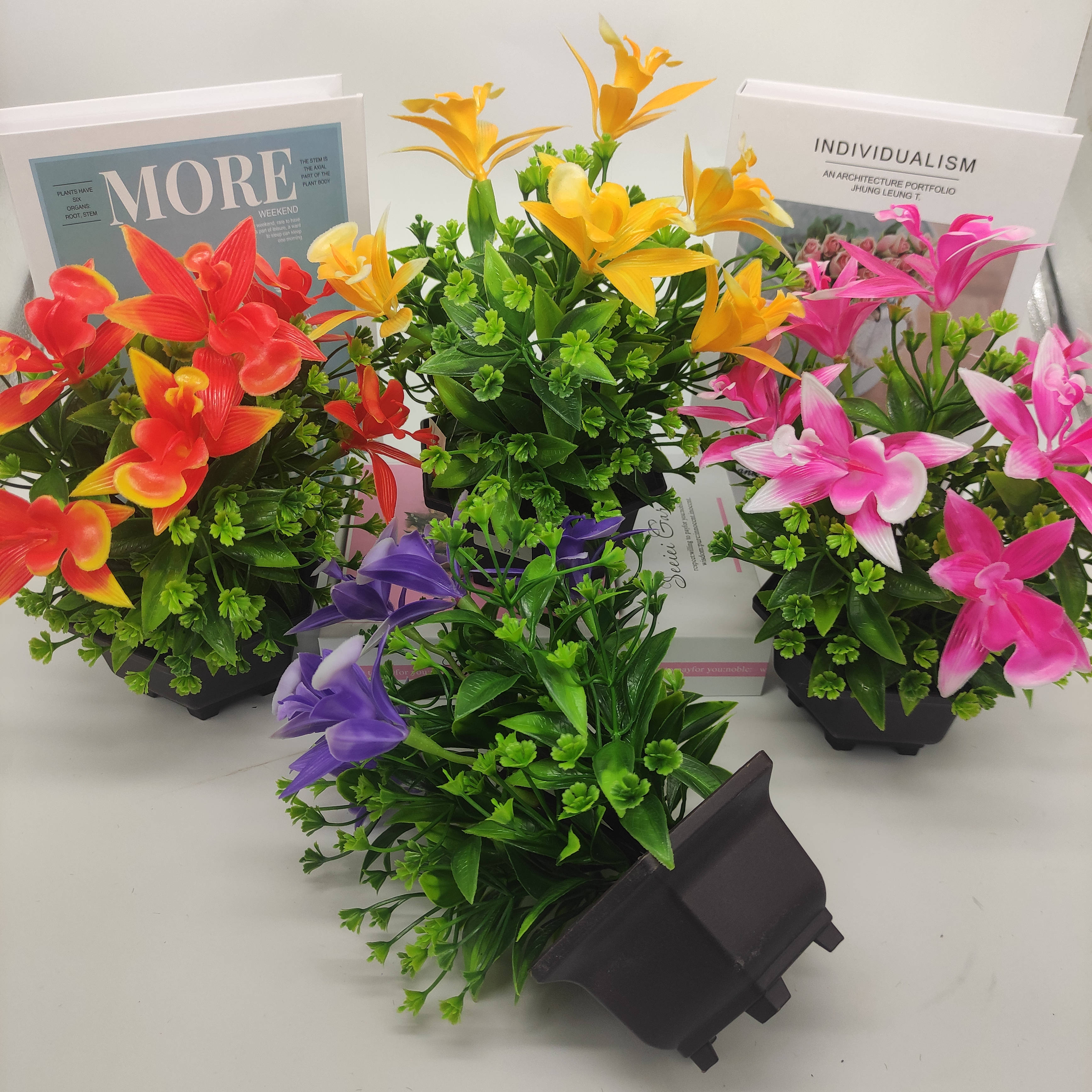 Mini artificial bonsai flowers, small potted plants, factory direct sales of artificial flower plants Item Picture