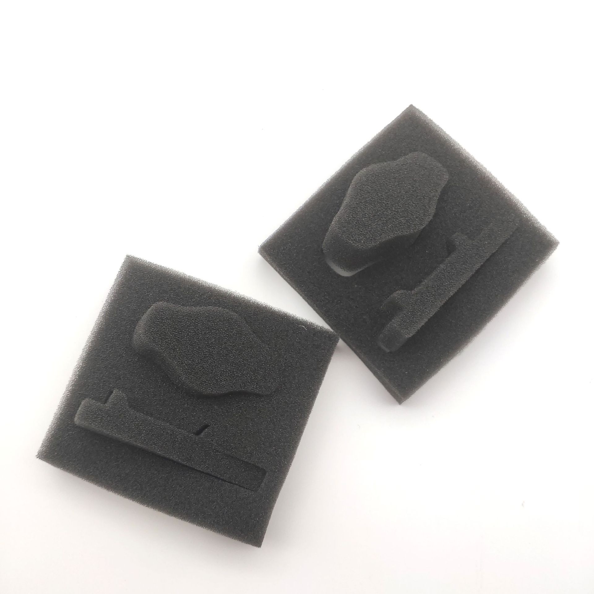 The manufacturer specializes in supplying high resilience sponge lined with various specifications of foamed foam and black special-shaped sponge full figure