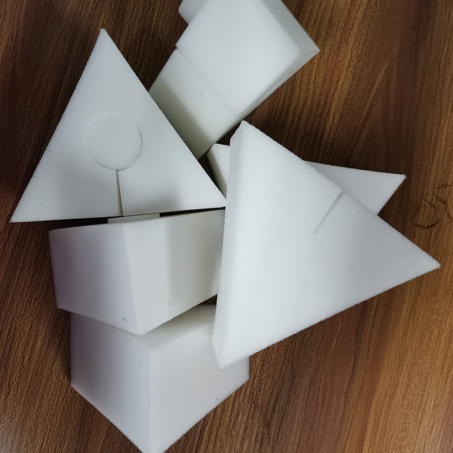 A large supply of special-shaped sponges, sponge packaging, sponge gift boxes, inner trays, and customized sponges Specification drawing
