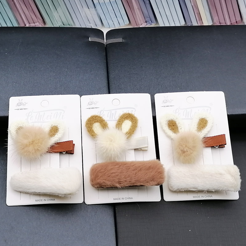 N3214 Winter Fur 1+1 Duck Clip set, hair clip, duck clip, hair accessory, head accessory, Japanese and Korean accessories, 2-yuan store wholesale Application Scenario