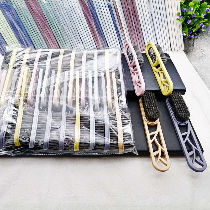 D2422 Golden Branch and Jade Leaf Cleaning Brush, shoe cleaning brush, floor cleaning brush, Laundry Brush, 2-yuan store Application Scenario