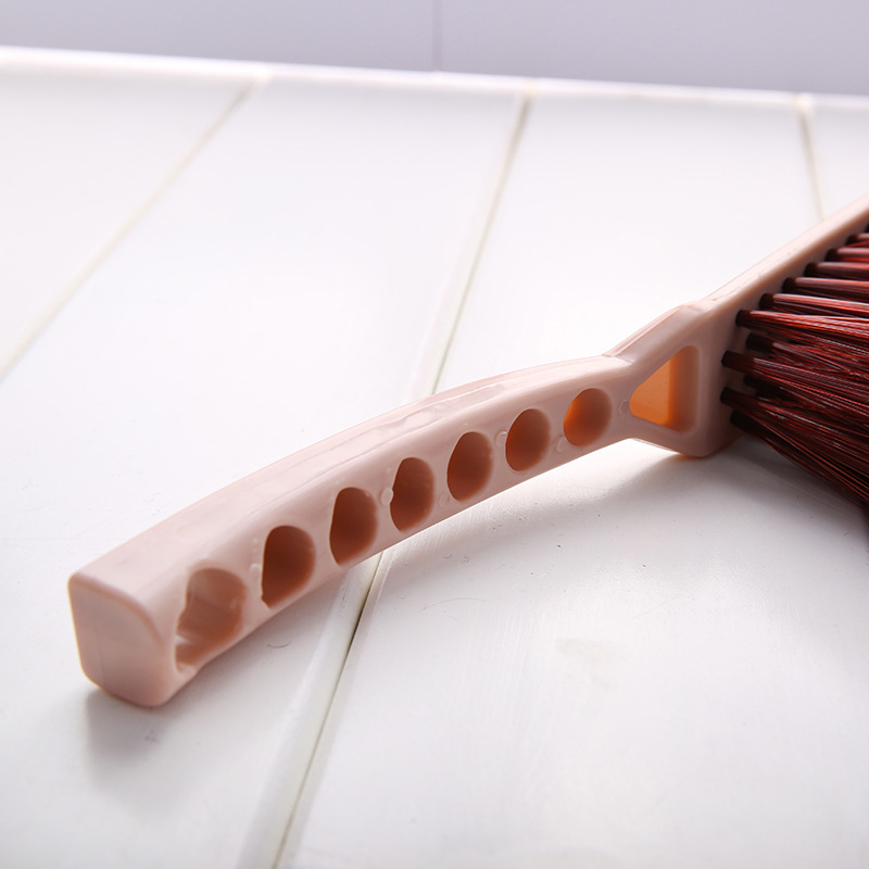 Kitchen and bathroom brush, long-handled soft bristle, sofa, bed sheet and blanket dust removal brush, bedroom cleaning brush, bed sweeping wonder Specification image