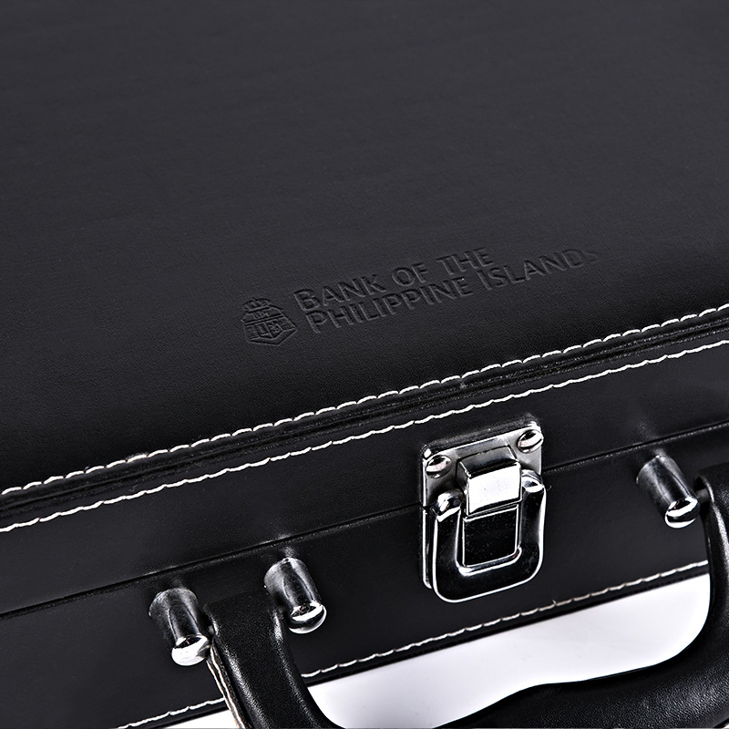 Factory direct sales of wine bottle openers, multi-piece wine sets, gift boxes, various sets of bar supplies, stainless steel cocktail mixing tools, cocktail mixing tool accessories, stainless steel wine sets. Item Picture
