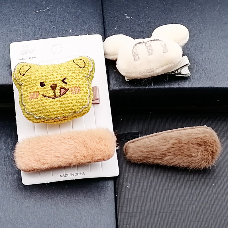 N3622 Cartoon Head BB Clip + Duck clip, duck clip, head clip, hair accessory, head accessory, Japanese and Korean accessories 2-yuan store wholesale Application Scenario