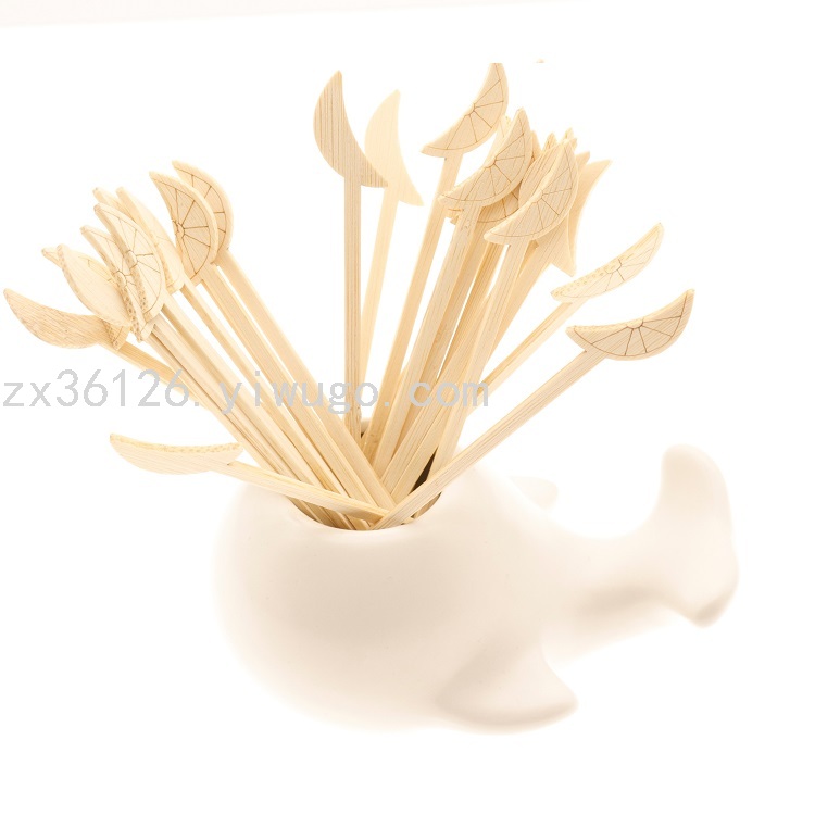 Creative shape fruit signature dessert cake signature