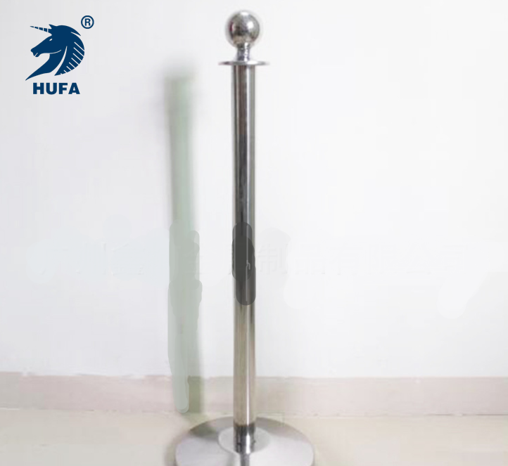 Bulk supply of customized stainless steel and white steel round ball round head LG-20 airport, hotel and club concierge railings