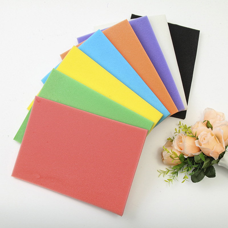 Factory direct supply of high-density household cleaning sponges. They can be customized in color and size as required