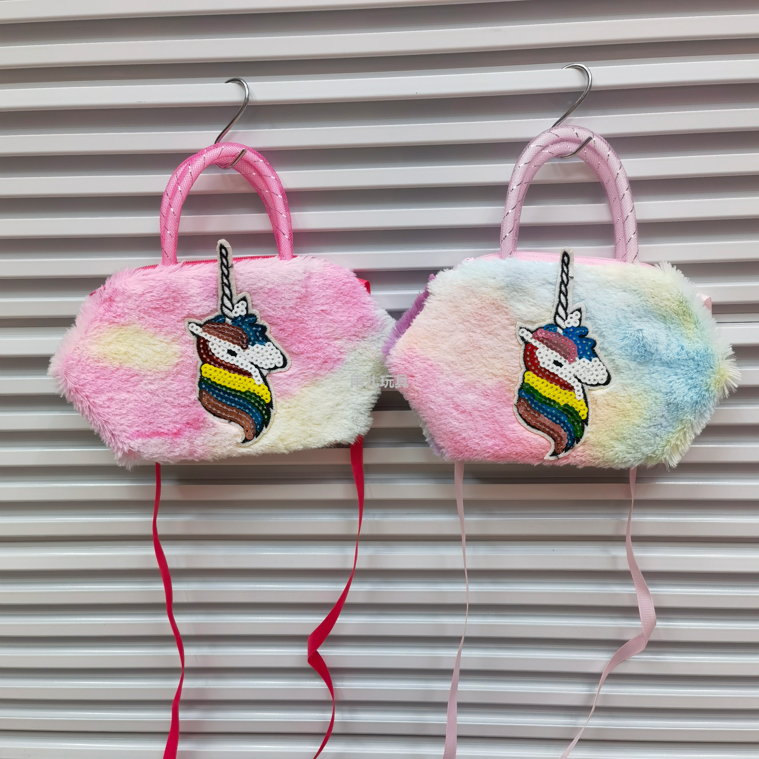 2022 Colorful Round hand-held soft handle plush toy cartoon shoulder Bag, toy bag, single-shoulder crossbody bag, tie-dye craft cat bag details Picture