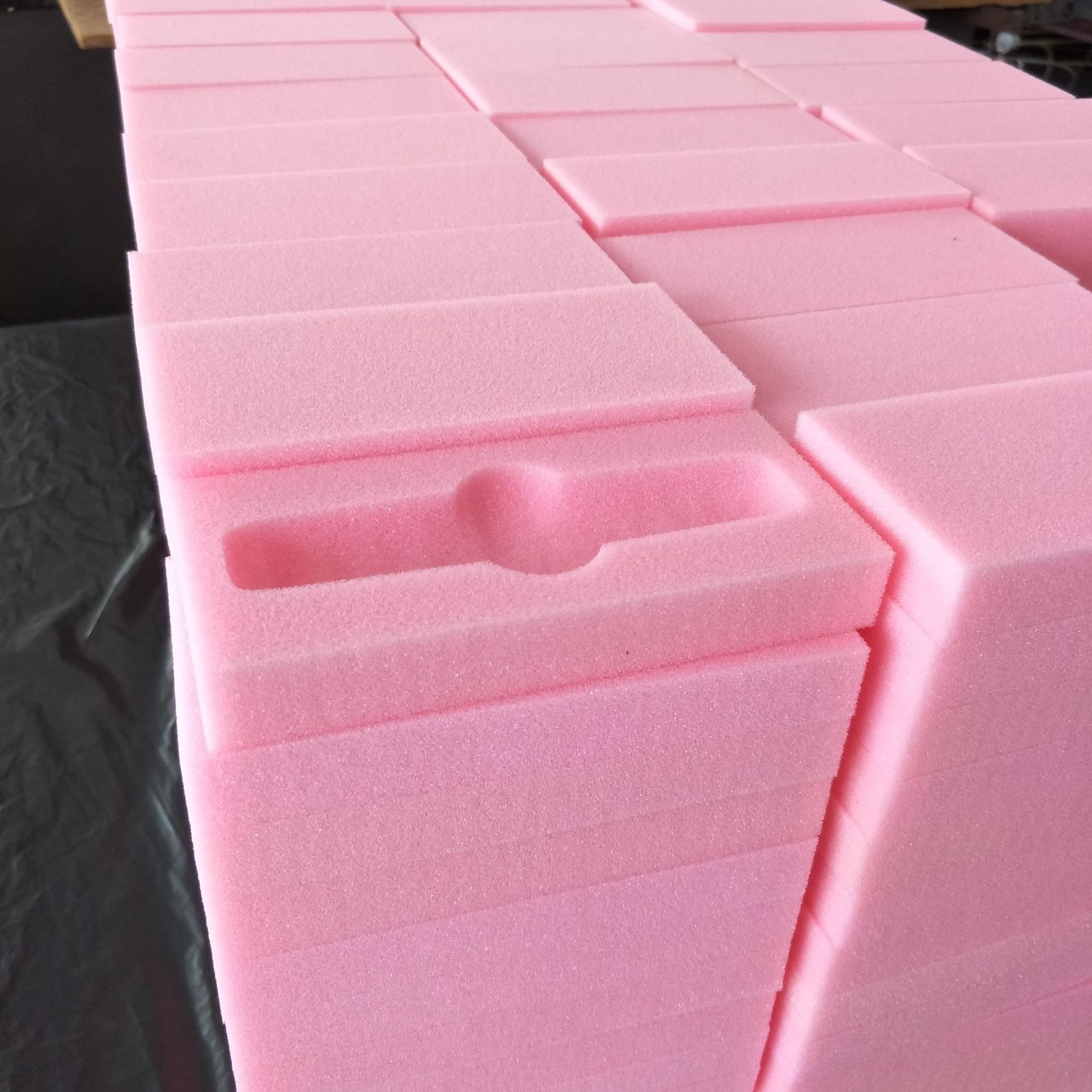 Customized packaging box protective sponge inner support, cosmetic shockproof sponge inner lining, packaging sponge full figure