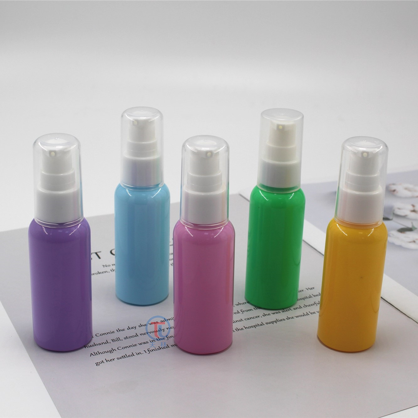 【厂家供应】50ml 彩色实色pet乳液泵瓶 眼镜清洗消毒液喷头瓶