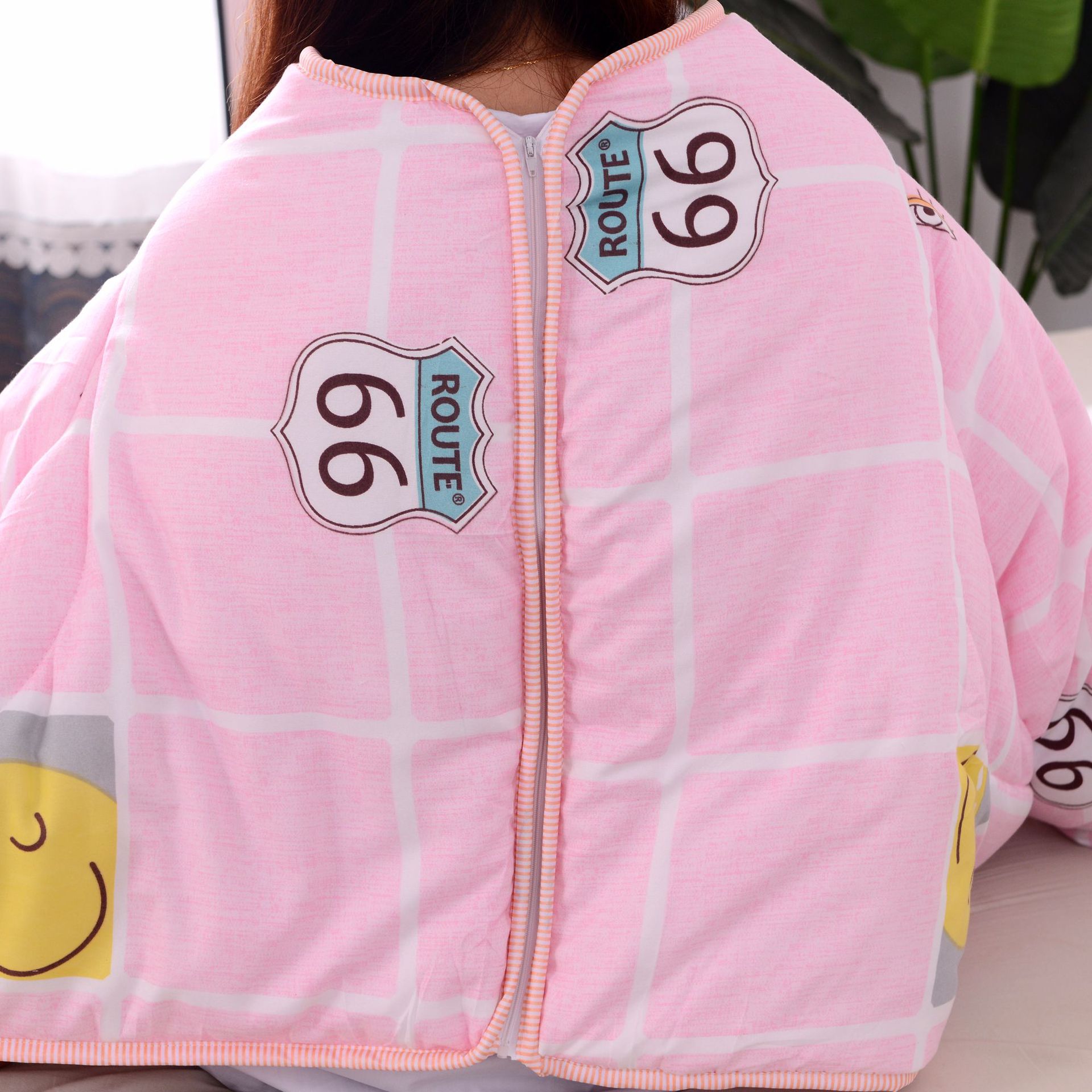 2021 new autumn and winter thickened sleeping bag, anti-kick quilt sleeve, detachable student dormitory lazy quilt Specification image