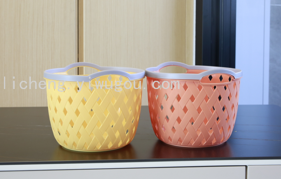 Desktop storage basket, plastic hollowed-out storage basket, kitchen snack storage box, bathroom bath basket