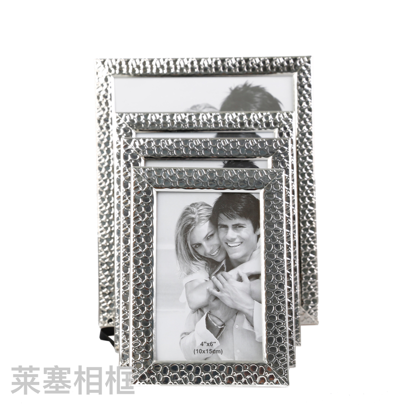 Photos of creative hammered metal decorative items, home decoration gifts, living room and bedroom handicrafts, metal photo frames Item Picture