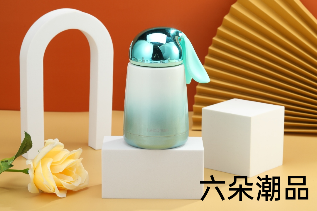保温杯实物图