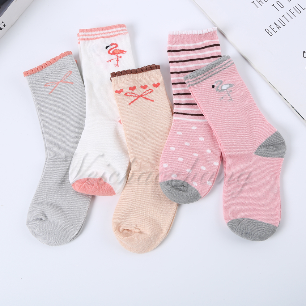 Polka dot striped bow flamingo pattern women's autumn and winter cotton-textured long socks are comfortable to wear and come in a variety of styles details Picture