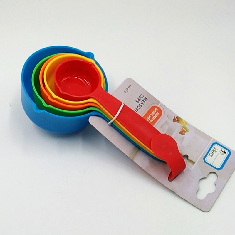 Kitchen measuring spoon, measuring cup with scale, ABS plastic set, baking tools, large 5-piece set Application Scenario